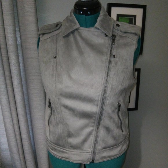 Philosophy Gray Faux Suede Moto Vest Sz L NWT - Picture 15 of 16